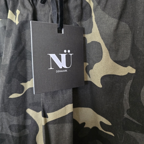 NWT Nu Denmark Midi Camouflage Skirt Size S - Picture 4 of 5